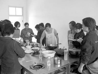 保姆市场乱象,家政公司难辞其咎