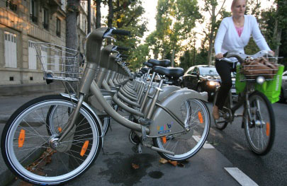巴黎:自行车自由骑环保又健康