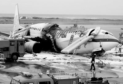 中国台湾华航一架波音客机在日本冲绳那霸机