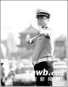 �ųǽ�ͨ����һ�ڡ�(ͼ)