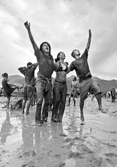 ��������