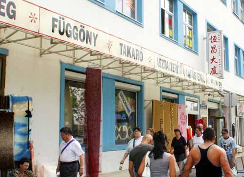 匈牙利华人社会掠影:全民皆商华文媒体百花齐