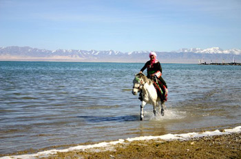 青海湖旅游何时不再遗憾游?