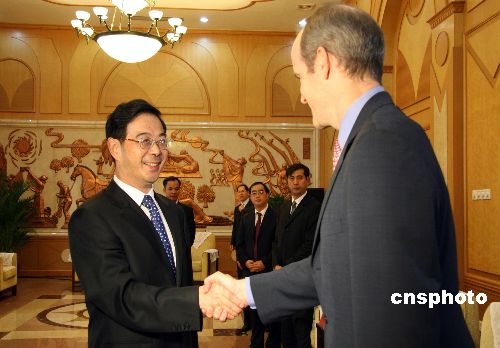 迈克集团老总_上汽集团迈克萨斯图片