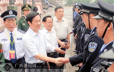 广西举行八桂2007反恐演习刘奇葆等现场观摩