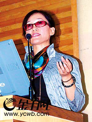 赵丽华:我是现代诗代表诗人