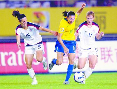 齐祖博格坎普两大神灵附体 神奇玛塔诠释世姐