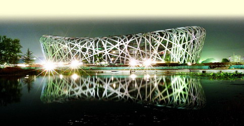 聚焦辉煌成就+讴歌火红时代