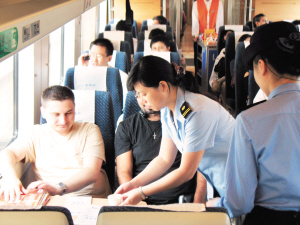 广交会广深外宾出行首选和谐号