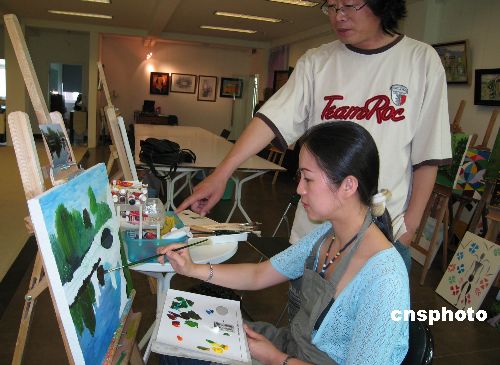 申城风景线:台商太太丹青妙笔画说上海(图)