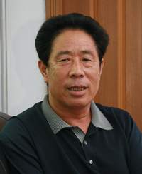 高级工程师,现任武安市东山冶金工业有限公司董事长,党委书记