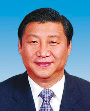 中共十七届中央领导机构成员简历