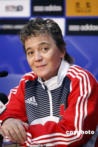 前法国女足主帅伊丽莎白出任中国女足主教练