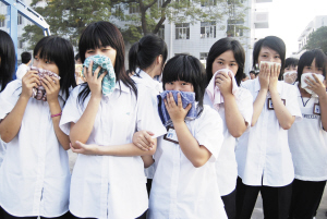 惠州卫校举行消防演练观摩会