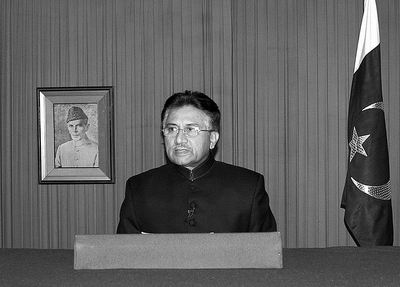 �ͻ�˹̹��ͳ��½����ı��������ɳ��������ʵ�н���״̬�ܷ�����ֹ����ϯ�󷨹����ˡ��������н����ع�