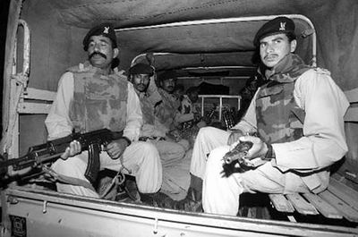 �ͻ�˹̹��ͳ��½����ı��������ɳ��������ʵ�н���״̬�ܷ�����ֹ����ϯ�󷨹����ˡ��������н����ع�