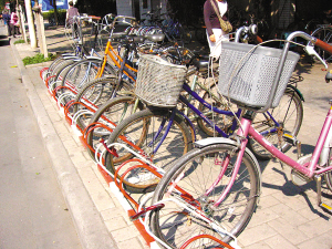 长洲设自行车停车架