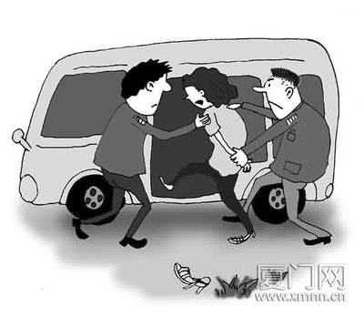 假保安拦奥迪绑架单身女