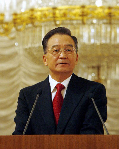 温家宝引用中国成语 称中俄经贸合作结累累硕