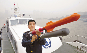 新型救助艇上岗_新闻中心_新浪网