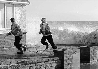 北海台风吹高国际油价