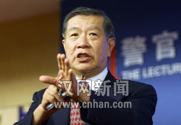 只在美国和武汉有工作室 李昌钰的 回家之旅