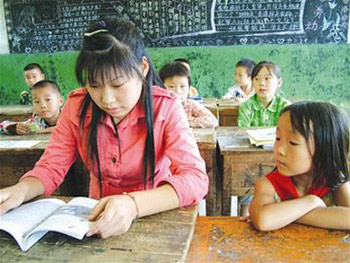 18岁女孩补读小学 半年学完一年级课程(图)