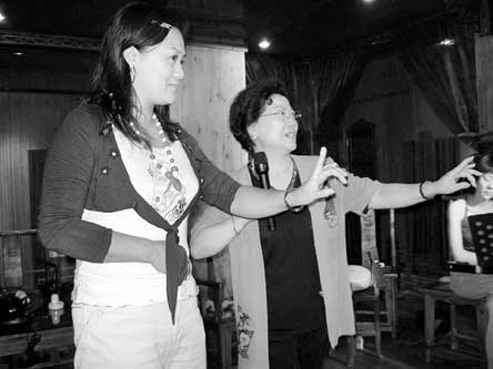 福州这群阿姨、伯伯级京剧票友 太有才了