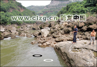 水库婚纱照片_水库婚纱系列