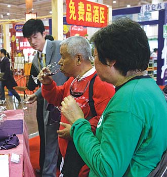 中国东北地区绿色食品展昨开幕百种绿色食品同