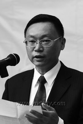 关爱海鸥是我们的责任--得胜家具城总经理杨军