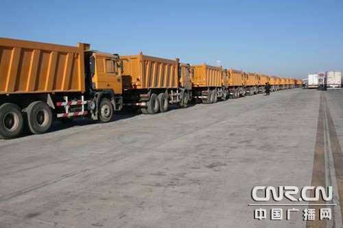 满洲里口岸国产汽车出口保持强势增六成