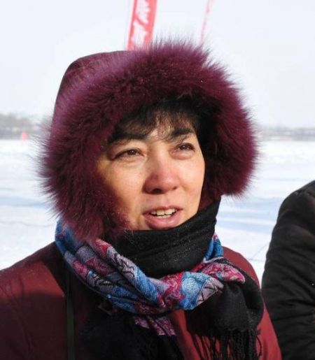 曲婉婷母亲涉嫌贱卖数亿国资