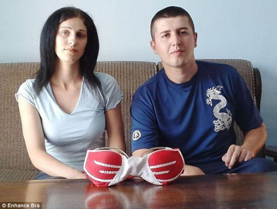 <em>男子发明新胸罩可令罩杯升级</em>_手机新浪网