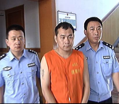 哈尔滨警方破获尾随女性抢劫强奸案(图)