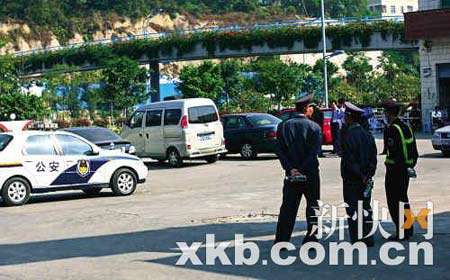 30余名疑犯开枪围攻肉联厂至少10人受伤(图)