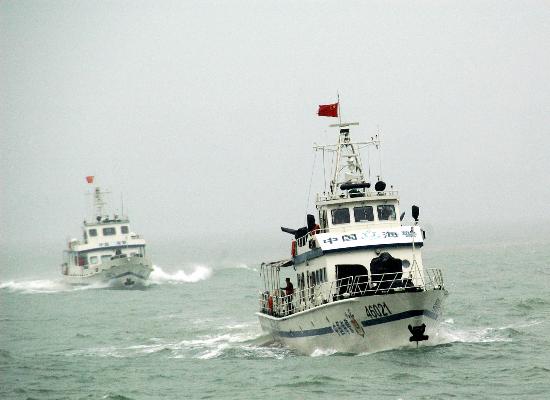 图文:海南海警开展防台风救灾训练