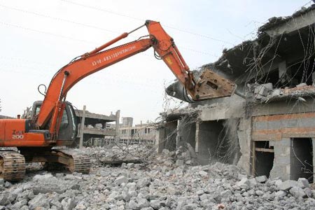 组图:郑州大规模拆除违法建筑