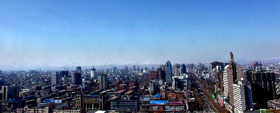 图文:石家庄:重拳治污换来蓝天碧空(2)