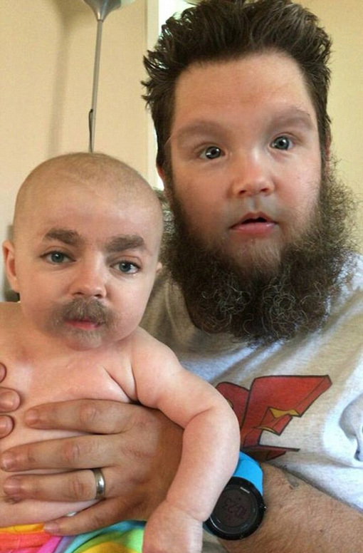 今年圣诞,歪果仁网友集体玩起了换脸游戏(组图)