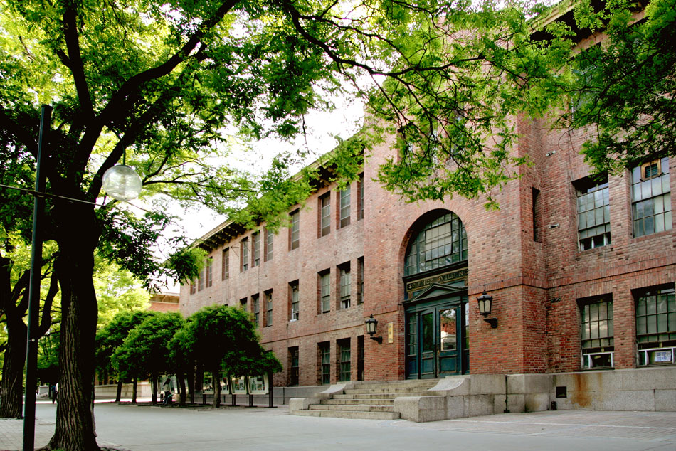清华大学校园风光之教学篇—科学馆侧照