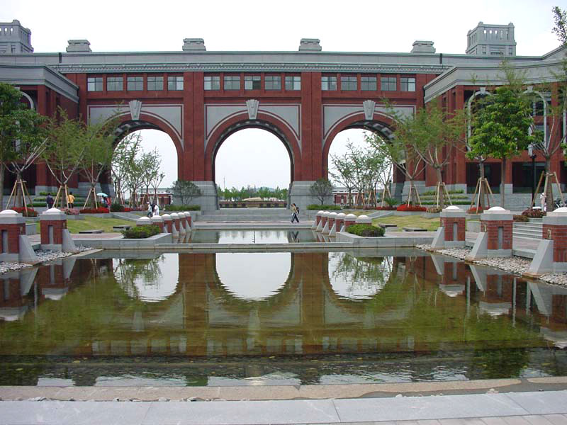 华东政法大学
