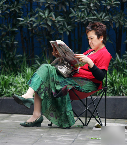 高考图片特别策划:考场之外 - 新闻中心 - 佛山信