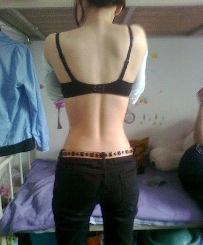 室友卫生间换下的内衣_卫生间刚换下的内衣