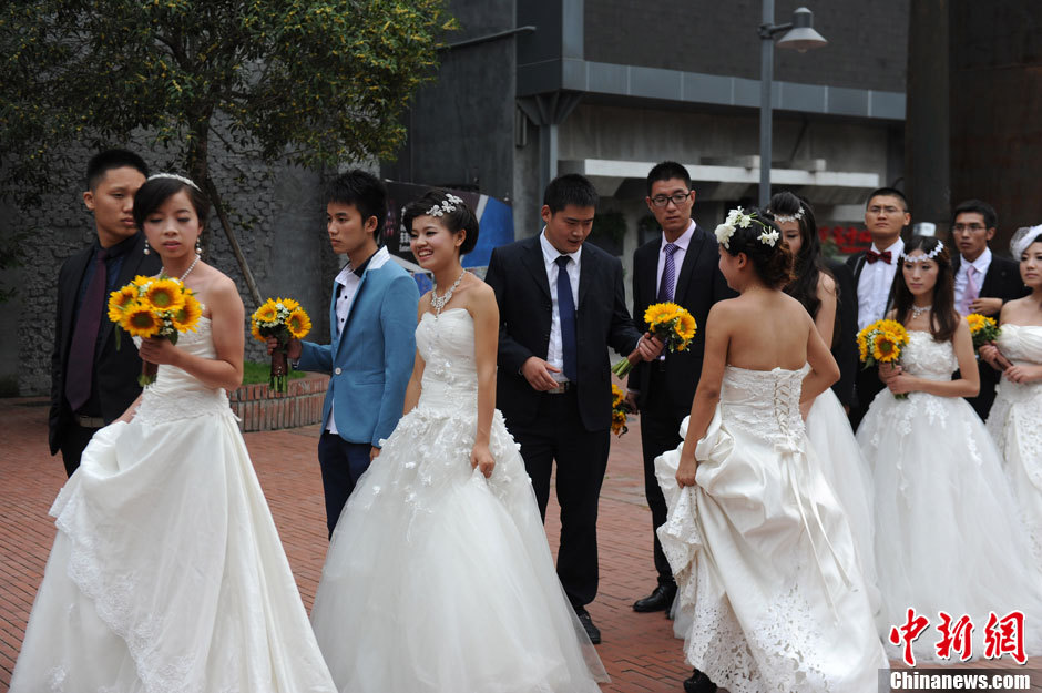 浪漫温馨婚纱照_婚纱照风格(3)