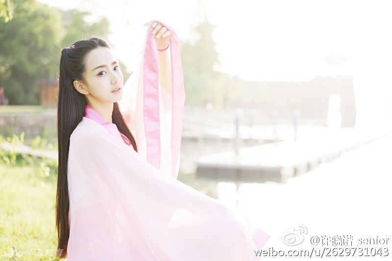 校花的简谱_校花美女