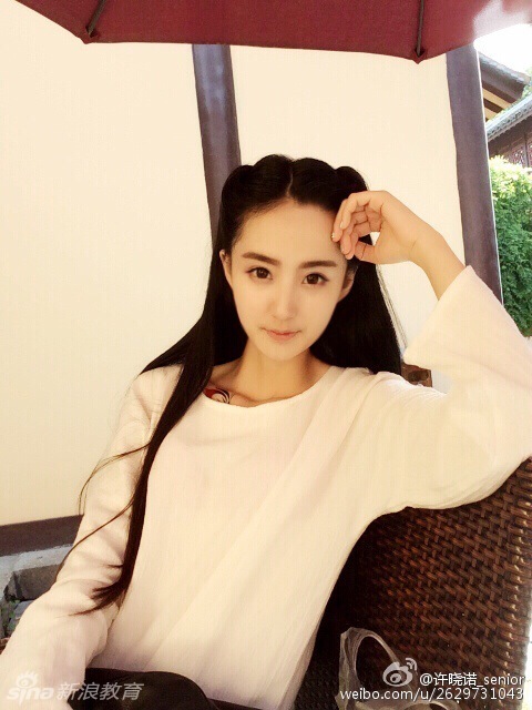 校花的简谱_校花美女