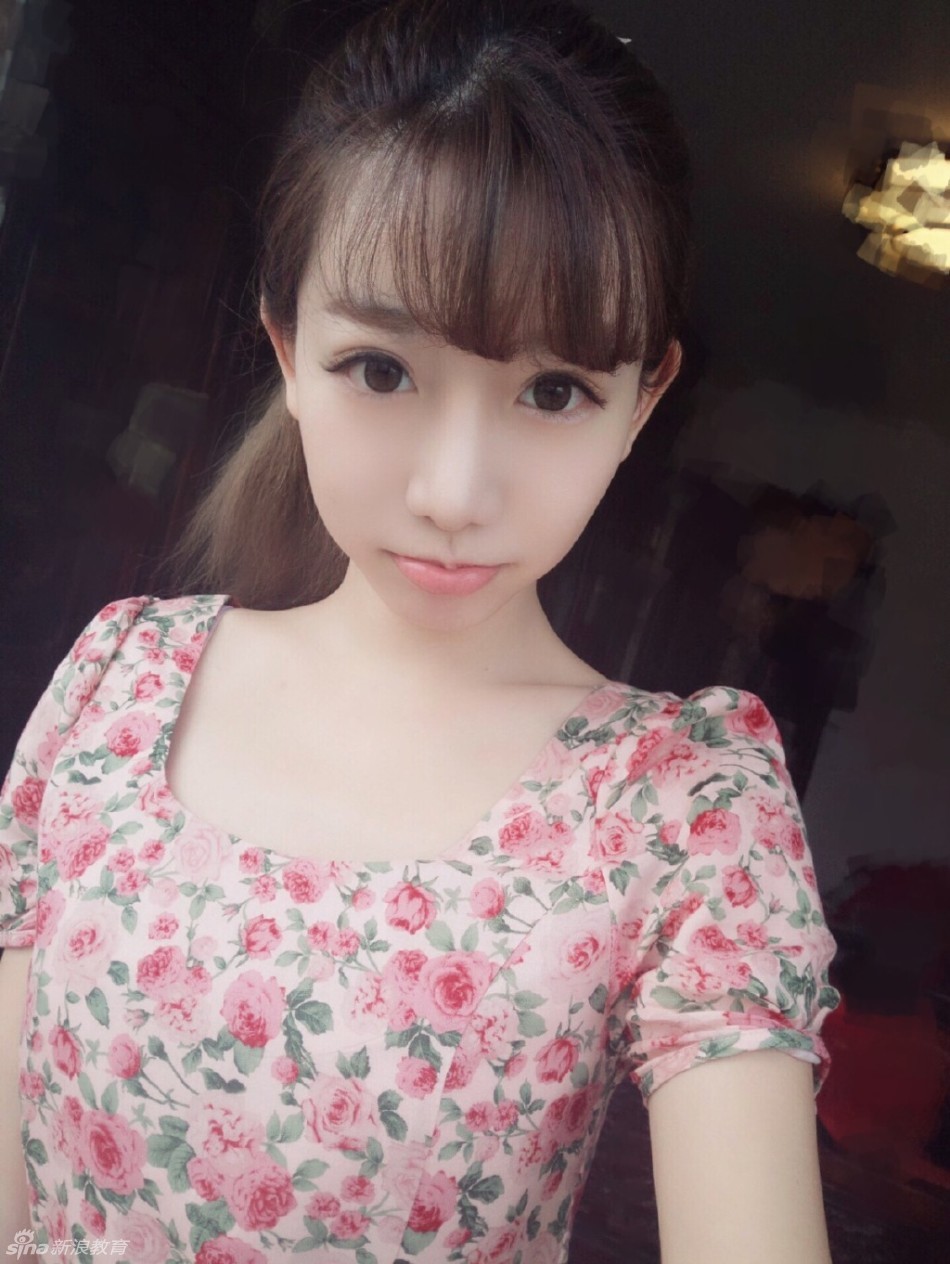 有着甜美外表,修长美腿,迷人大胸的北工大校花陈潇气质出挑,更别提有