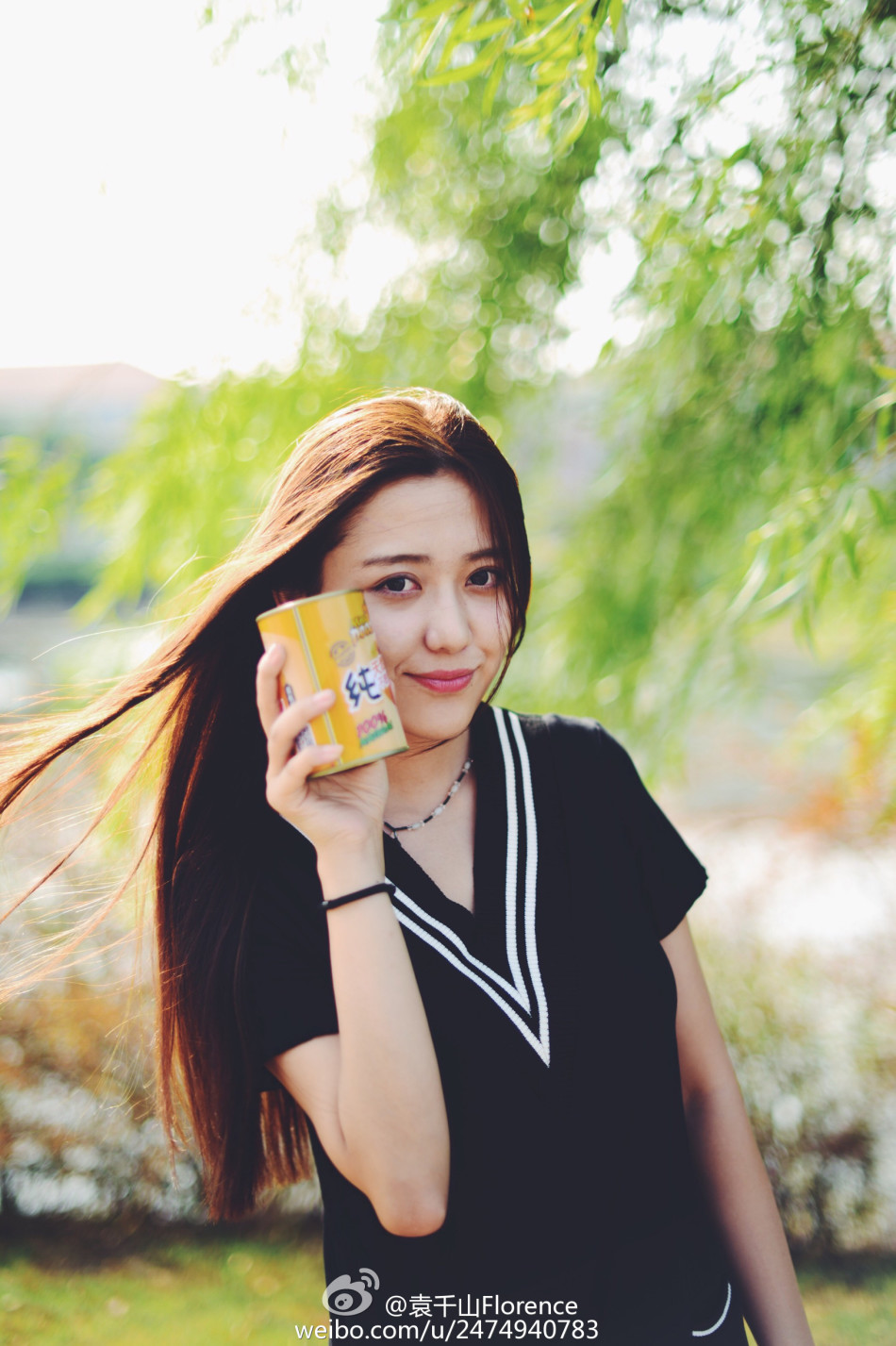 组图:中传校花电眼勾人 娇俏甜美少女味