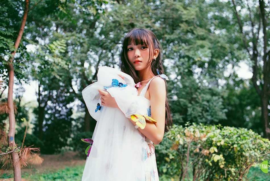北京校花给路人口_北师大校花 索舞女 红了(2)